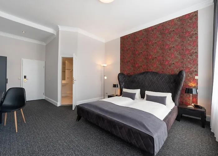 Hotel Commodore
