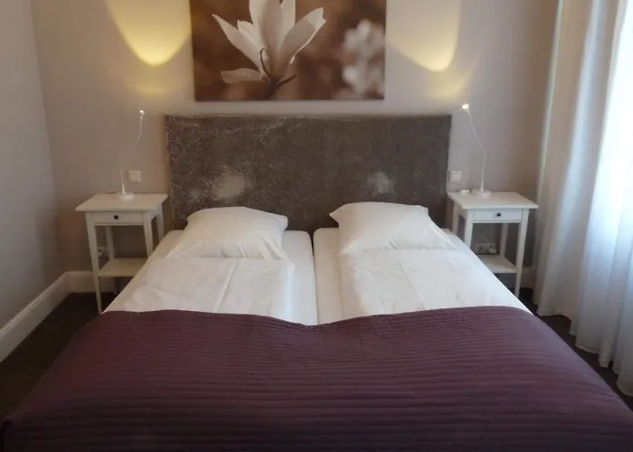 Hotel Commodore