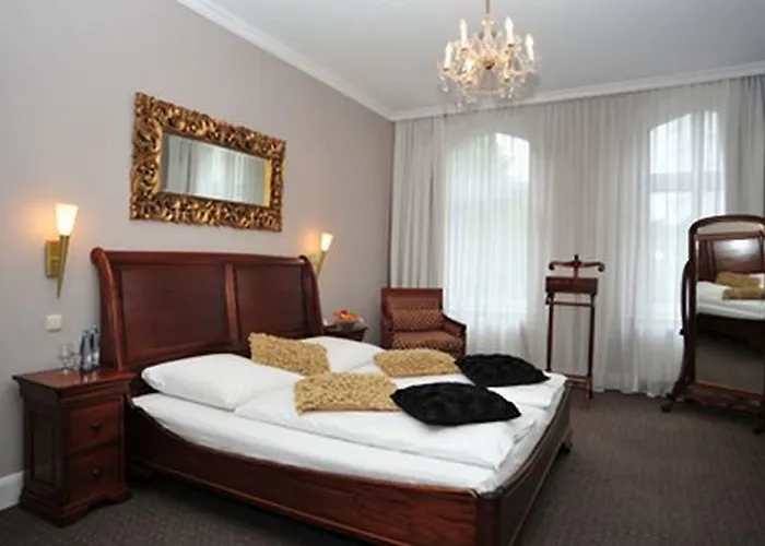 Hotel Commodore 3*